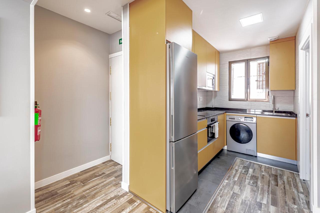 Apartament Moderno Cerca Santiago Bernabeu- Azca Madryt