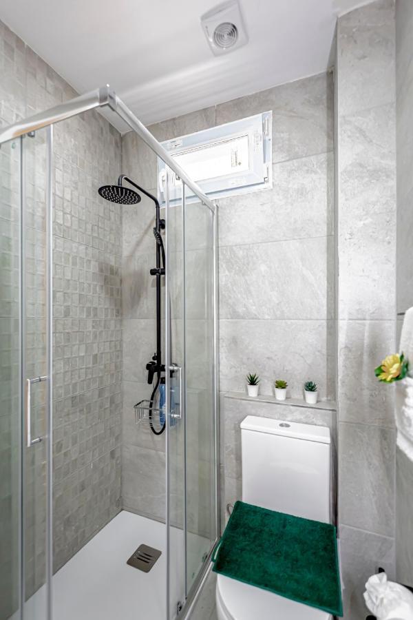 Apartament Moderno Cerca Santiago Bernabeu- Azca Madryt